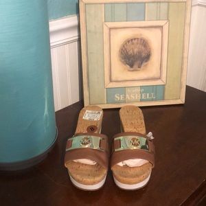 Michael Kors cork slip on brown size 8